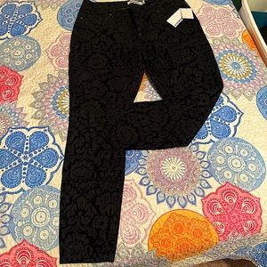 Ladies jeans from JustFab, size 32 (8-10). Velvet pattern throughout.
